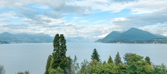 Квартира с 2 комнатами в Стреза, Италия № 111618 8