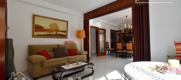 Apartamento de 3 dormitorios en València, Spain No. 34863 3