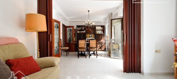 Apartamento de 3 dormitorios en València, Spain No. 34863 4