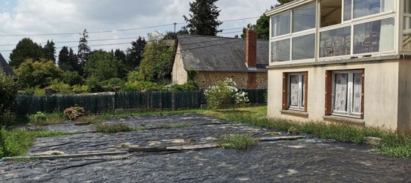 2 bedrooms House in Mayenne, France No. 357671 8