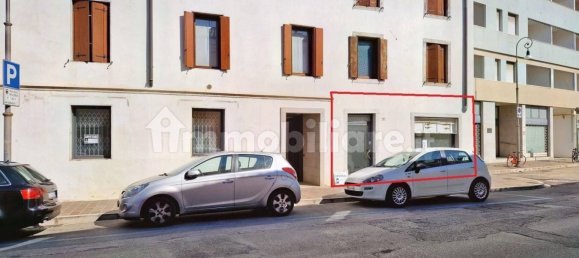 Propriété commerciale à Udine, Italy 39m² No. 328553 6