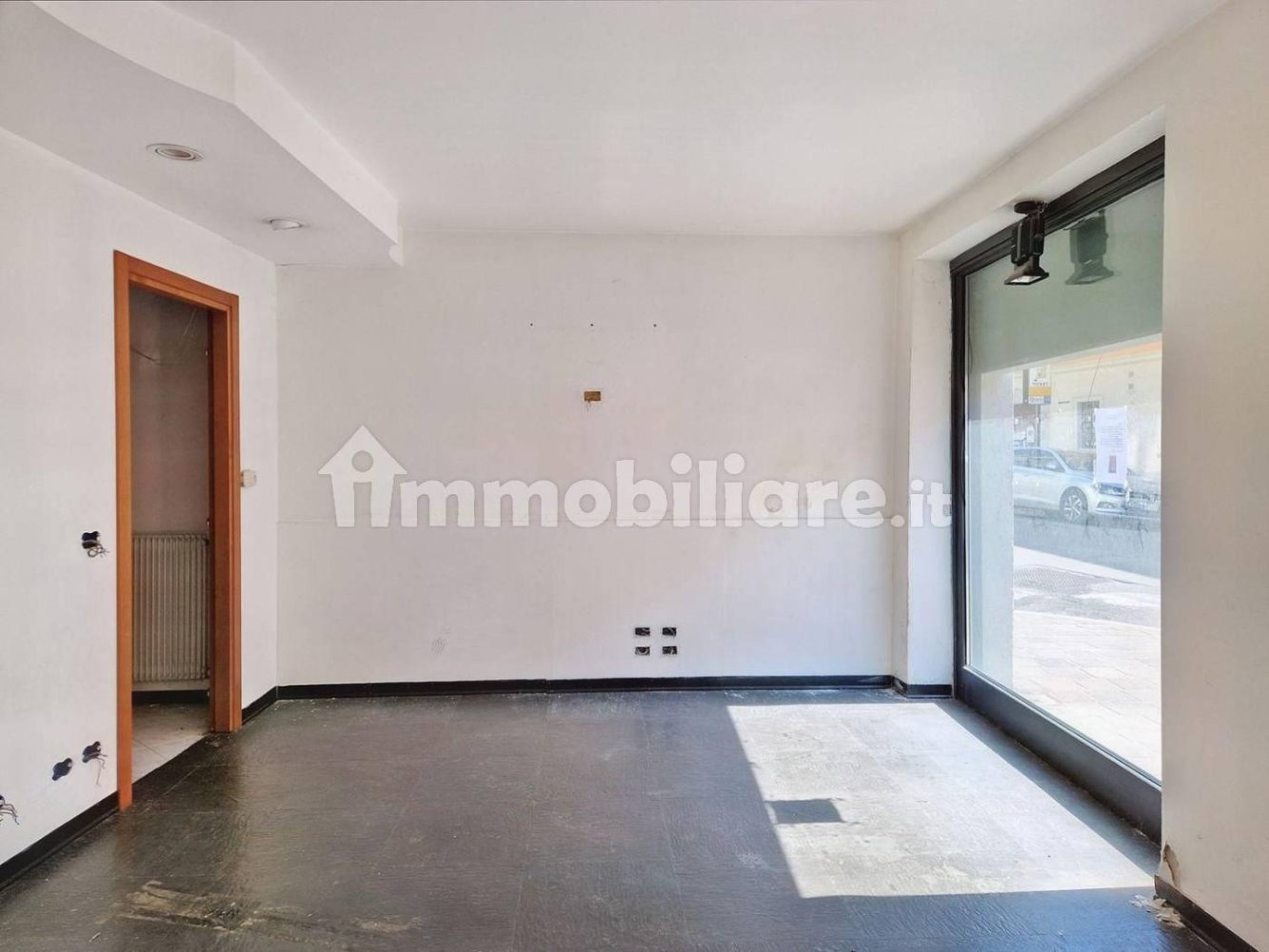 Propriété commerciale à Udine, Italy 39m² No. 328553