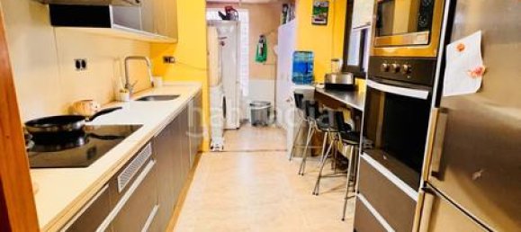 Adosado de 4 dormitorios en Cubelles, Spain No. 135558 7