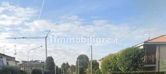 Edificio de 1 habitación en Dalmine, Italy No. 264143 3