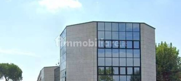 Edificio de 1 habitación en Dalmine, Italy No. 264143 12