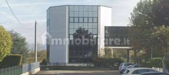 Edificio de 1 habitación en Dalmine, Italy No. 264143 11