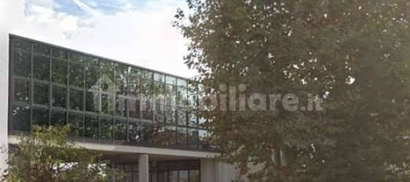 Edificio de 1 habitación en Dalmine, Italy No. 264143 7