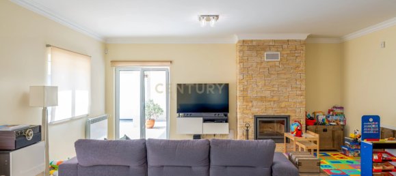 4 bedrooms Villa in Setubal, Portugal No. 208936 2