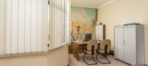 439m² Building in Setubal, Portugal No. 54345 46