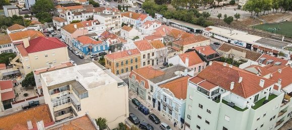 439m² Building in Setubal, Portugal No. 54345 32