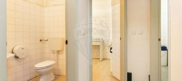 439m² Building in Setubal, Portugal No. 54345 47