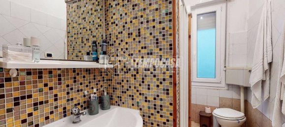 2 bedrooms Apartment in Sassuolo, Italy No. 374754 19