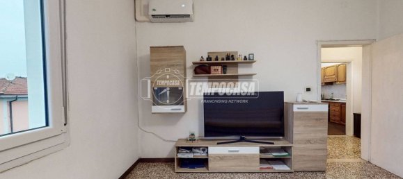 2 bedrooms Apartment in Sassuolo, Italy No. 374754 4