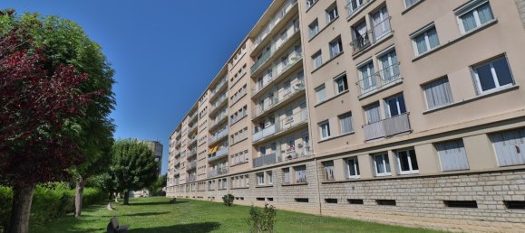 Квартира с 2 спальнями в Ла Шапель-Сен-Люк, Франция № 266042 17