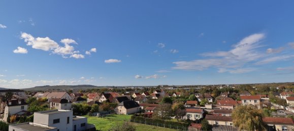 Квартира с 2 спальнями в Ла Шапель-Сен-Люк, Франция № 266042 11