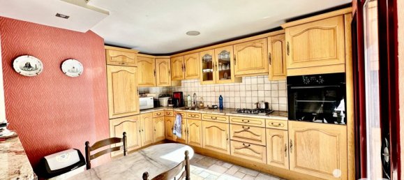 5 bedrooms House in Quimper, France No. 205119 3