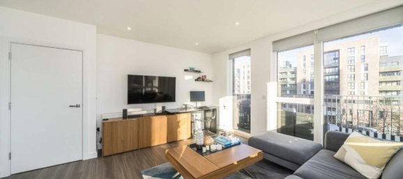 1 bedroom Apartment in Acton, United Kingdom No. 10020 4