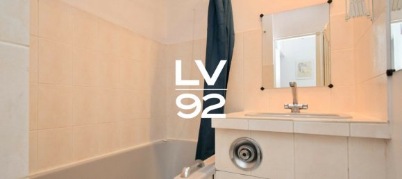 Studio à Paris, France No. 175607 6