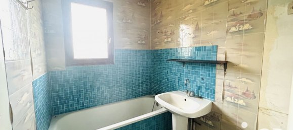 Casa de 3 dormitorios en Chambon-la-Foret, France No. 245333 4