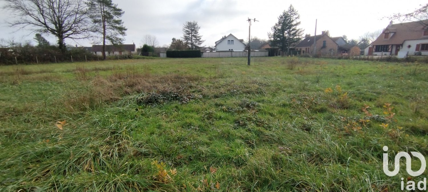  Land in Brinon-sur-Sauldre, France No. 43854