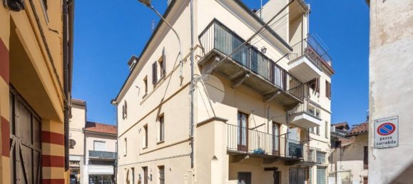 2 bedrooms Apartment in Chieri, Italy No. 259801 20
