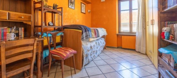 2 bedrooms Apartment in Chieri, Italy No. 259801 14