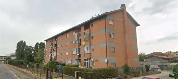 4 rooms Apartment in Carmagnola, Italy No. 49884 5