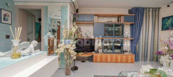 3 Schlafzimmer Wohnung in Beinasco, Italy, Nr. 313213 4