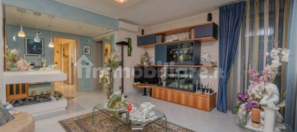 3 Schlafzimmer Wohnung in Beinasco, Italy, Nr. 313213 5