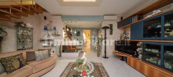 3 Schlafzimmer Wohnung in Beinasco, Italy, Nr. 313213 7