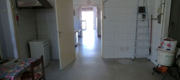 120m² Commercial property in Ferrara, Italy No. 297238 14