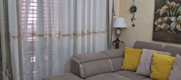 5 bedrooms Apartment in Adrano, Italy No. 317661 15