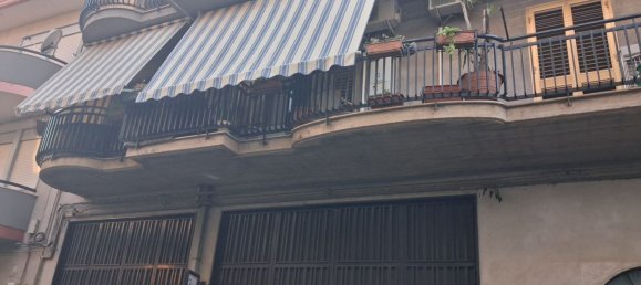 5 bedrooms Apartment in Adrano, Italy No. 317661 17