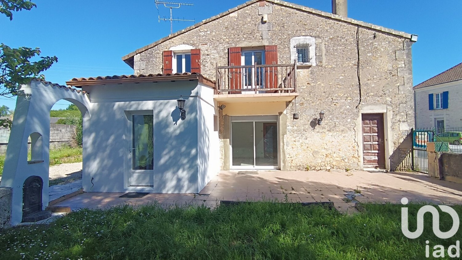 Дом с 4 спальнями в Монтандр, Франция № 282353