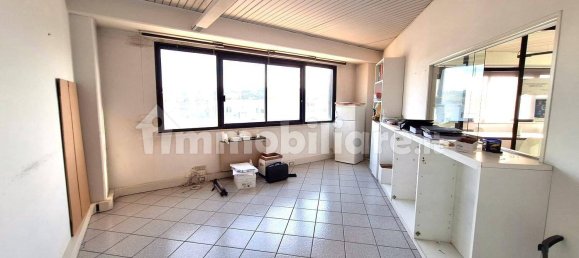 Armazém de 5 divisões em Montecassiano, Italy N.º 78950 27