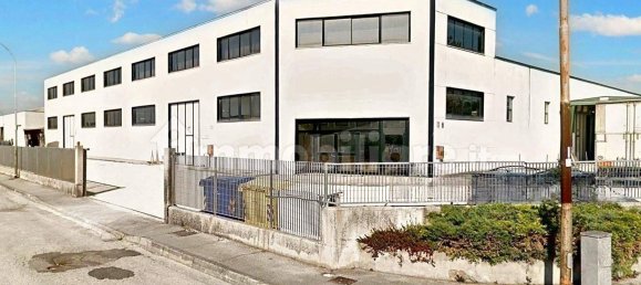 Armazém de 5 divisões em Montecassiano, Italy N.º 78950 9