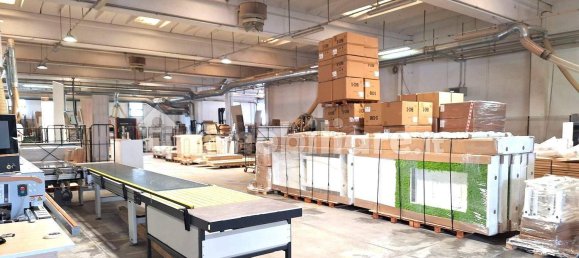 Armazém de 5 divisões em Montecassiano, Italy N.º 78950 16