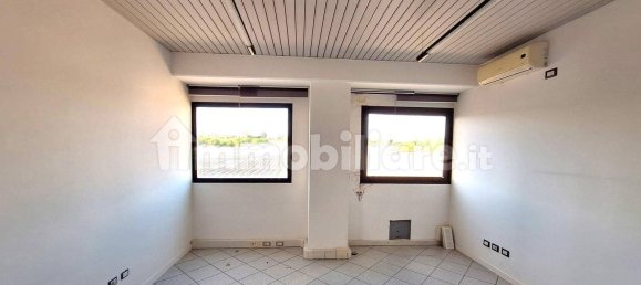 Armazém de 5 divisões em Montecassiano, Italy N.º 78950 7