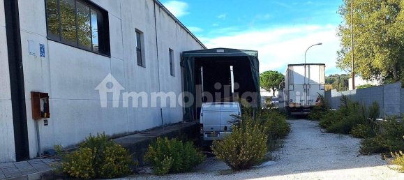 Armazém de 5 divisões em Montecassiano, Italy N.º 78950 31