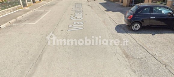 1 room Commercial property in Castelraimondo, Italy No. 319199 5