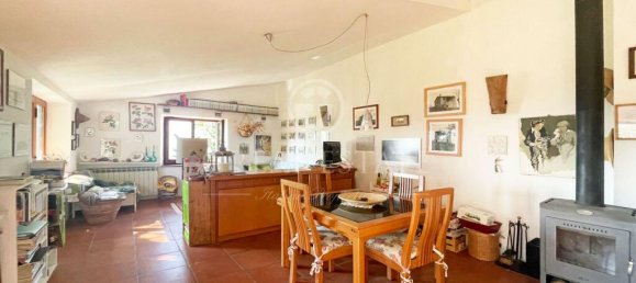 4 Schlafzimmer Haus in Radicofani, Italy, Nr. 178543 14