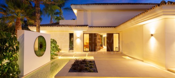 5 bedrooms Villa in Marbella, Spain No. 96711 29