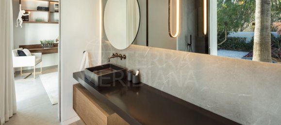 5 bedrooms Villa in Marbella, Spain No. 96711 20