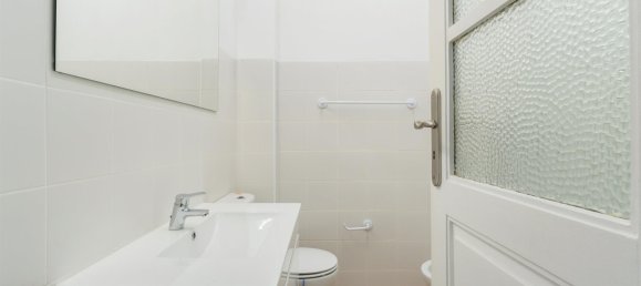 6 bedrooms Building in Porto, Portugal No. 112361 13