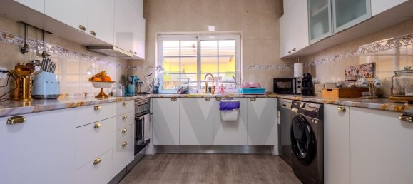 4 Schlafzimmer Haus in Seixal, Portugal, Nr. 106025 5