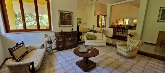 4 chambres Villa à Ariccia, Italy No. 378771 12