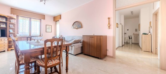 3 rooms Apartment in Nerviano, Italy No. 94617 4