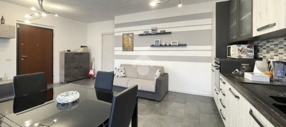 3-Zimmer Wohnung in Luisago, Italy, Nr. 180413 2