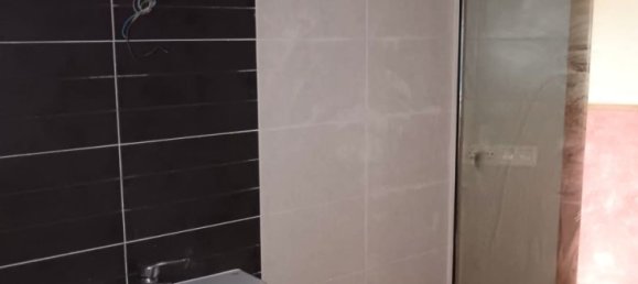 4 Schlafzimmer Wohnung in Valencia, Spain, Nr. 137728 8