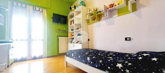 2 bedrooms Apartment in Voghera, Italy No. 303065 11